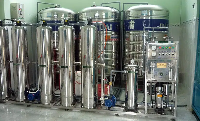 nước tinh khiết bảo vệ sức khỏe người dùng